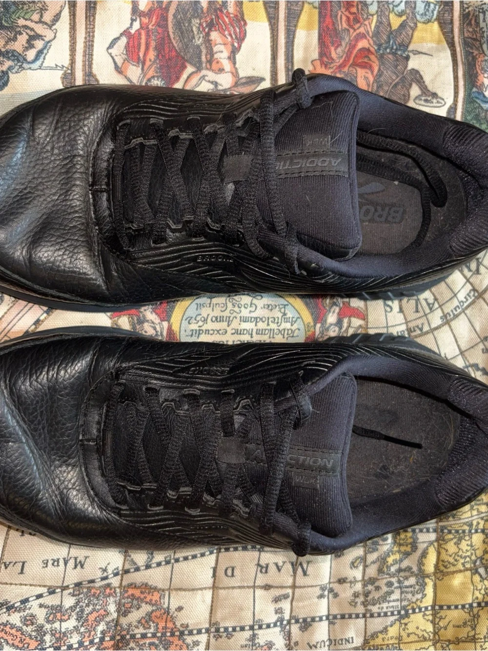 Brooks Men's All-Black Athletic Walking Sneakers